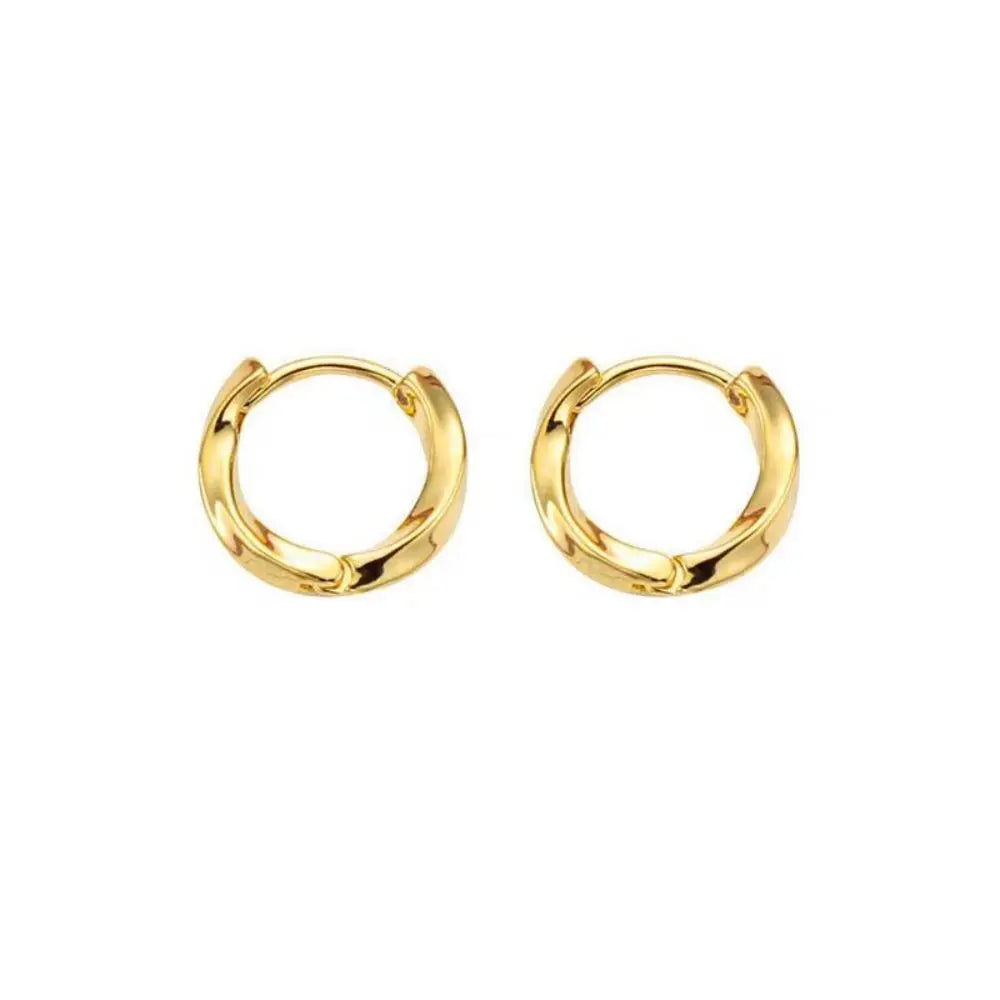Equilibrio Natural: Aros con Forma Irregular en Plata