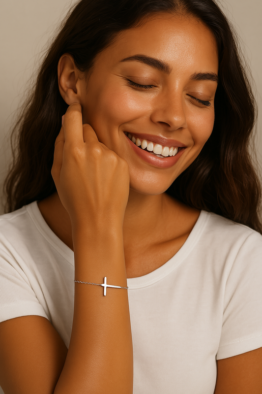 Pulsera de Plata con Cruz