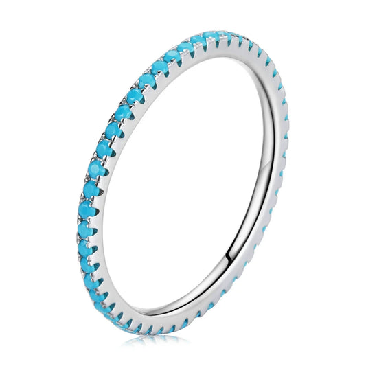 Círculo de Color: Anillo en Plata con Zirconias Brillantes en Tonos Variados