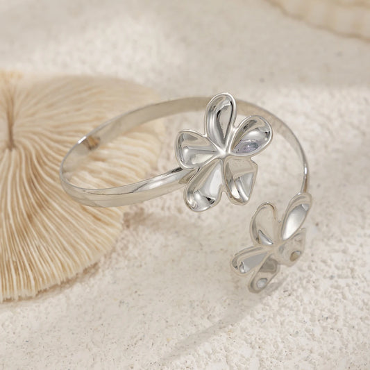 Poder Natural: Brazalete Abierto en Plata u Oro con Detalles Florales o Marinos