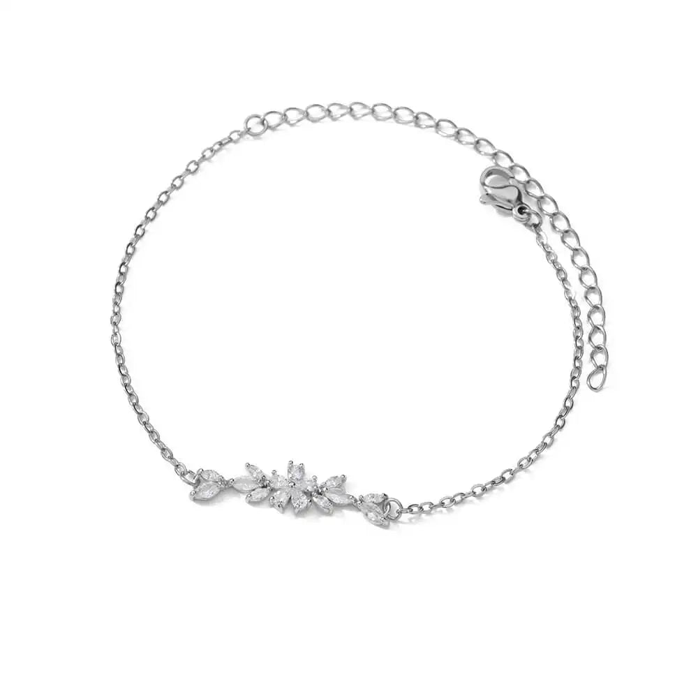 Flores que Acompañan: Pulsera Ajustable en Plata u Oro con Charms Florales