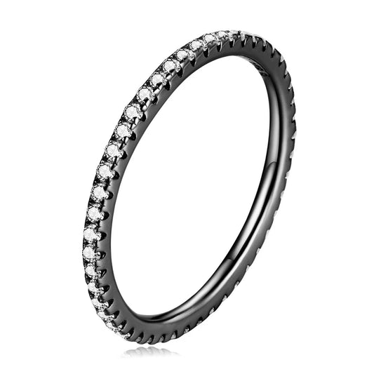 Círculo de Color: Anillo en Plata con Zirconias Brillantes en Tonos Variados