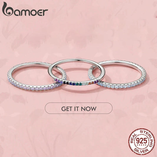 Círculo de Color: Anillo en Plata con Zirconias Brillantes en Tonos Variados