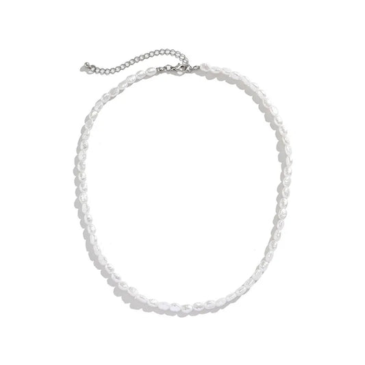 Título: "Perlas en Armonía: Choker o Pulsera de Estilo Refinado