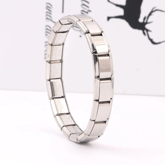 Movimiento Natural: Pulsera Modular en Plata con Ajuste Flexible