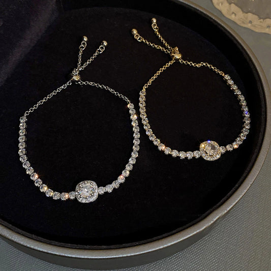 Brillo a Tu Ritmo: Pulsera Ajustable en Plata u Oro con Zirconias de Fantasía