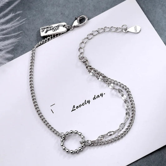 Cadenas con Alma: Pulsera en Plata con Eslabones de Patrones Variados
