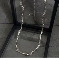 Diseño Libre: Collar en Plata con Cadena Irregular﻿