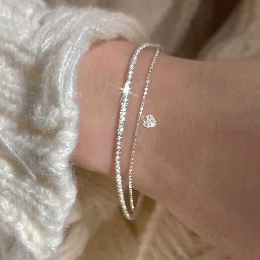 Doble Encanto: Pulseras en Plata en Modelos Combinados