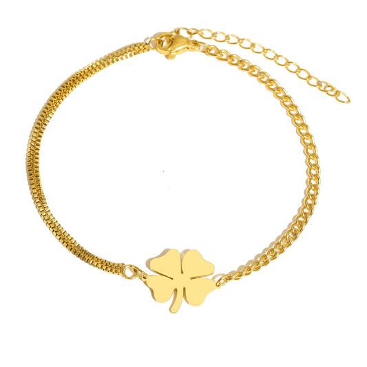 Suerte Brillante: Pulsera en Plata u Oro con Charm de Trébol de Cuatro Hojas