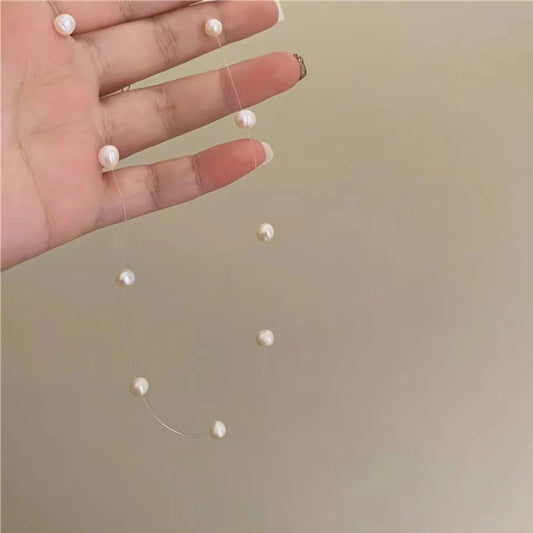 Luz Delicada: Collar Fino con Perlas o Zirconias