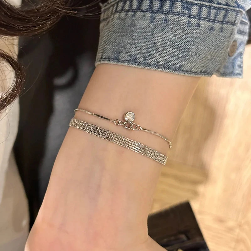 Luz en Secuencia: Pulsera en Plata u Oro con Cadena de Segmentos Finos