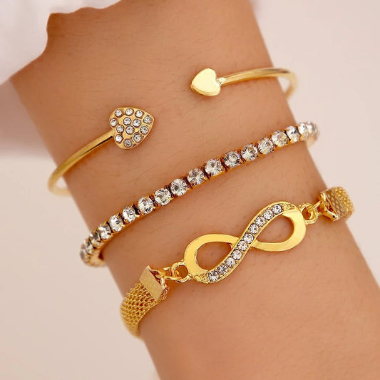 Trilogía de Amor: Set de 3 Pulseras en Plata u Oro con Infinito, Tennis y Corazones
