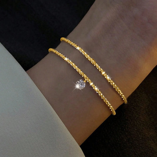 Doble Encanto: Pulseras en Plata en Modelos Combinados