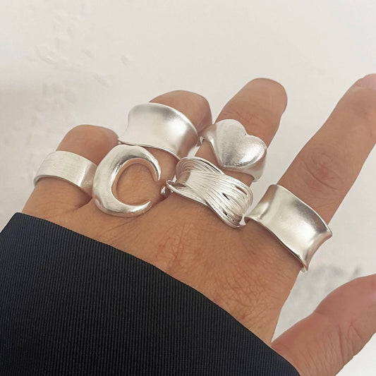Formas Libres: Anillos Abiertos Hechos a Mano en Plata Únicos e Irregulares
