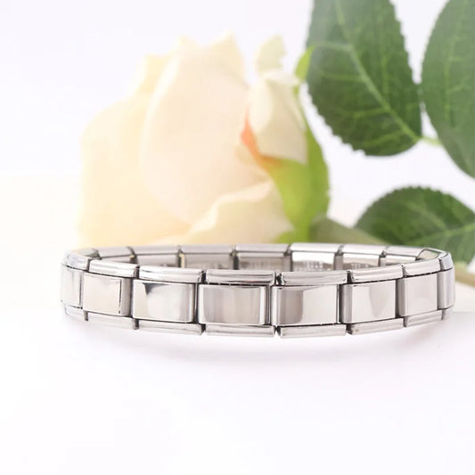 Movimiento Natural: Pulsera Modular en Plata con Ajuste Flexible