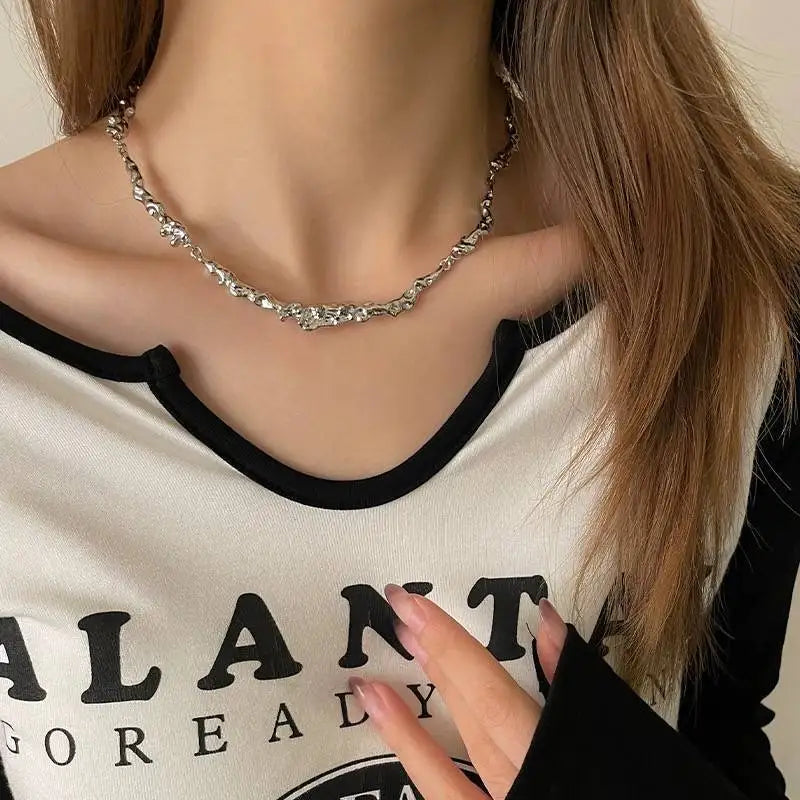 Diseño Libre: Collar en Plata con Cadena Irregular﻿