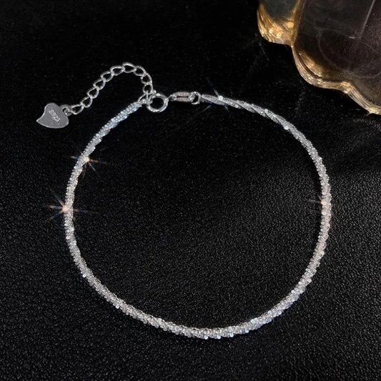 Brillo a Tu Ritmo: Pulsera Ajustable en Plata u Oro con Zirconias de Fantasía