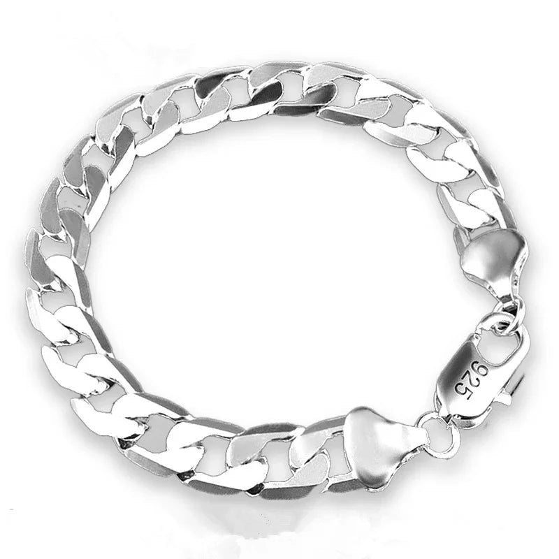 A Tu Ritmo: Pulsera de Cadena en Plata Disponible en Varios Grosores