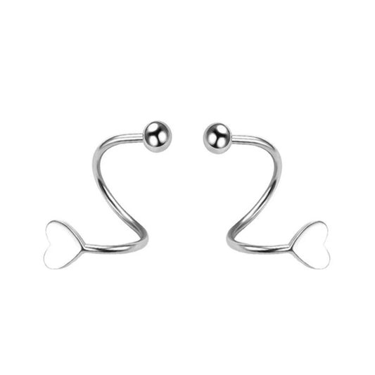 Brillo con Intención: Mini Studs con Corazón o Estrella en Plata