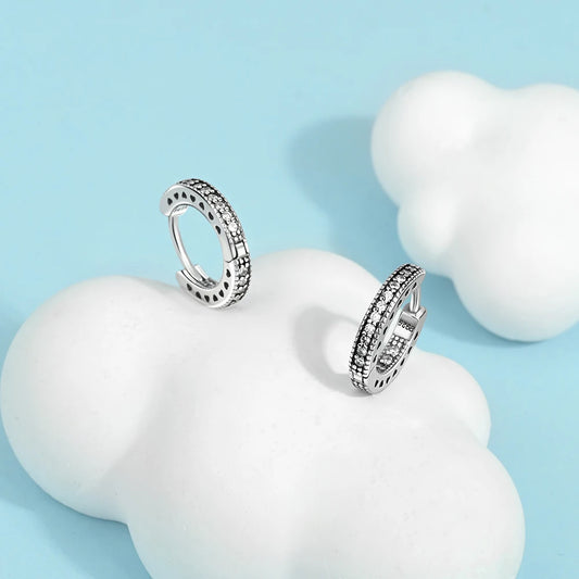 Círculos de Color: Aros en Plata Disponible en Varias Tonalidades