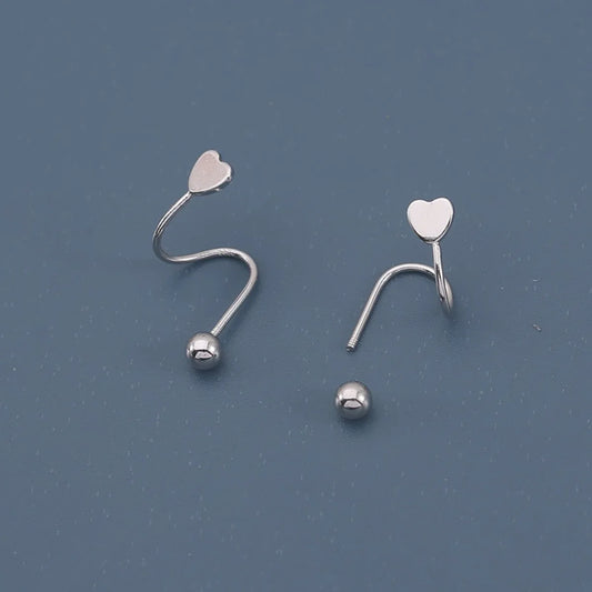 Brillo con Intención: Mini Studs con Corazón o Estrella en Plata