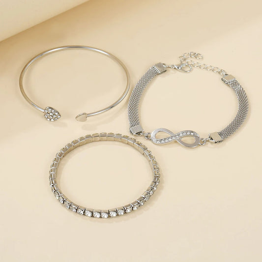 Trilogía de Amor: Set de 3 Pulseras en Plata u Oro con Infinito, Tennis y Corazones