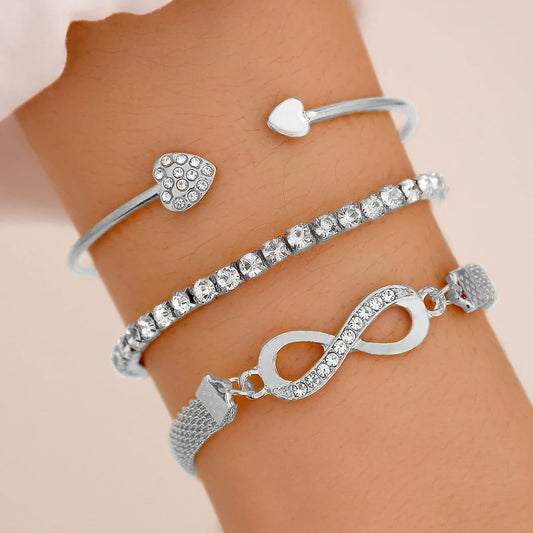 Trilogía de Amor: Set de 3 Pulseras en Plata u Oro con Infinito, Tennis y Corazones