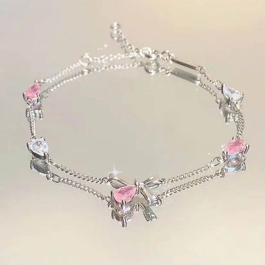 Tu Estilo, Tu Pulsera: Brazalete Ajustable en Plata u Oro con Variantes Decorativas